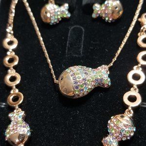 Dazzle Fish Necklace Set Swarovski Elements